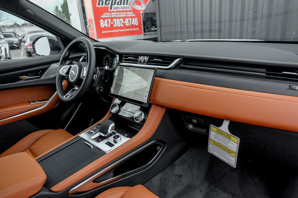 New 2026 Jaguar F-PACE R-Dynamic S AWD/4WD image 21