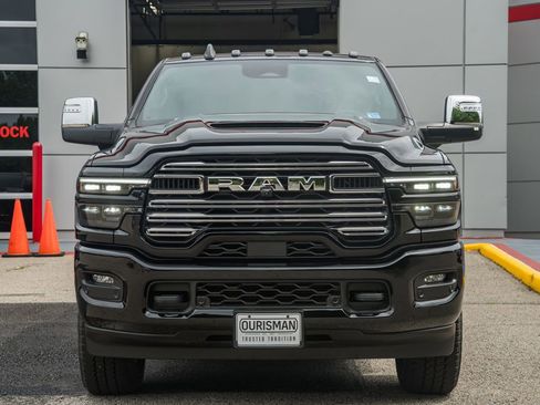 New 2026 RAM 2500 Laramie AWD/4WD image 2
