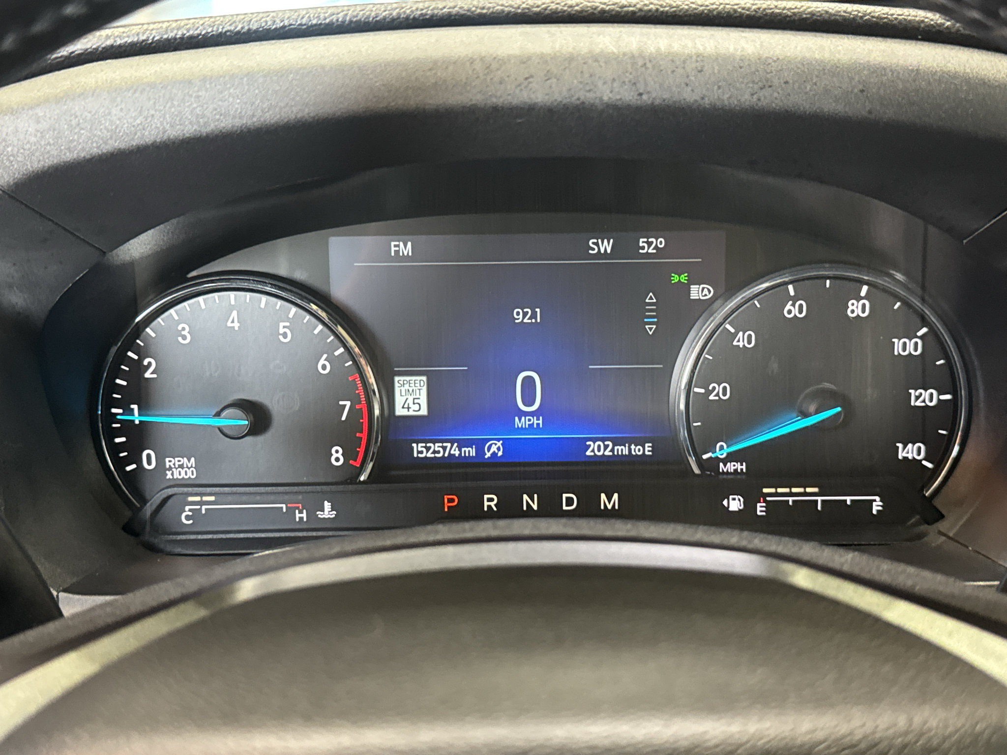 Used 2020 Ford Explorer XLT w/ Equipment Group 202A AWD/4WD image 28