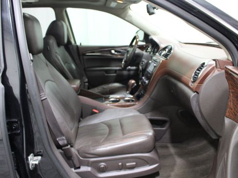 Used 2014 Buick Enclave Leather w/ Trailering Provision Package FWD image 30