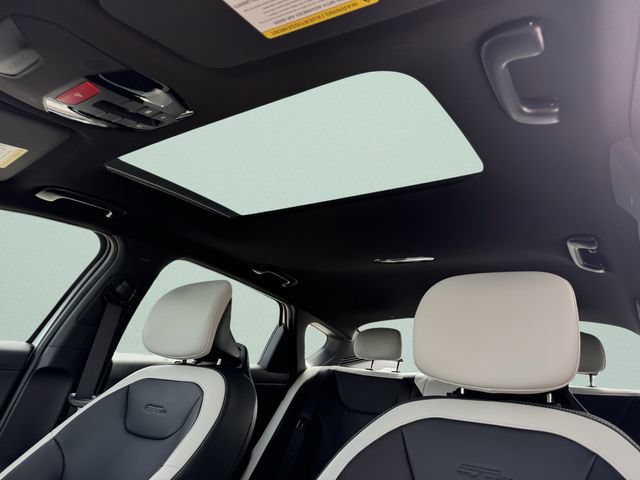 New 2026 Kia K4 GT-Line w/ GT-Line Premium Package FWD image 24