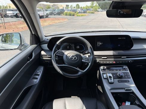 Used 2024 Hyundai Palisade SEL AWD/4WD image 17