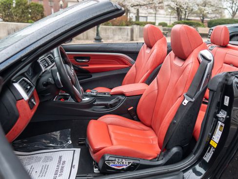 Used 2018 BMW 430i Convertible image 17