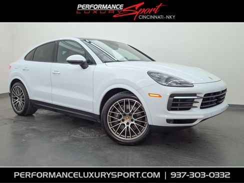 Used 2022 Porsche Cayenne Coupe AWD/4WD image 1