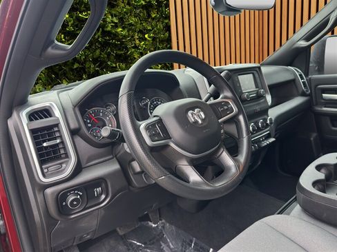 Used 2024 RAM 2500 Big Horn AWD/4WD image 10