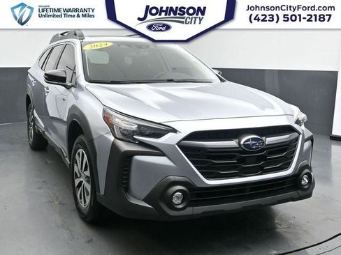 Used 2024 Subaru Outback Premium image 1
