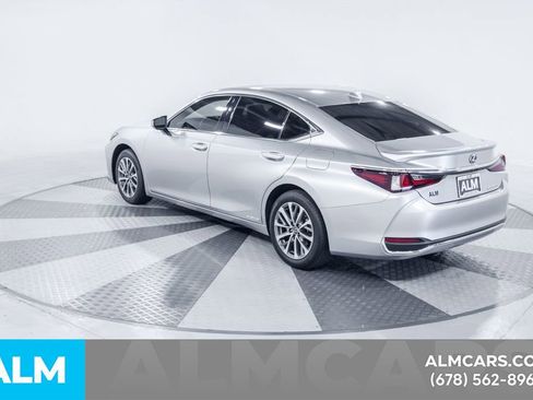 Used 2022 Lexus ES 300h image 8