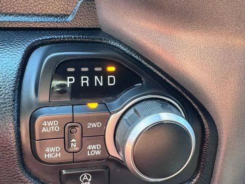 Used 2021 RAM 1500 Big Horn AWD/4WD image 12