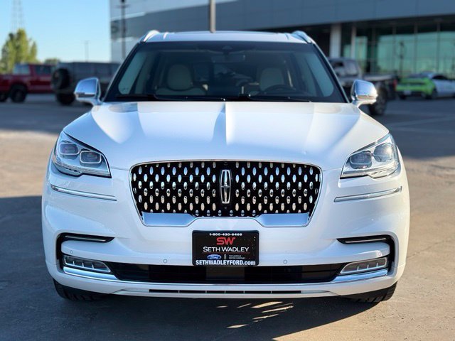 Used 2021 Lincoln Aviator Black Label AWD/4WD image 3