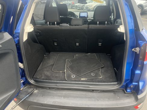 Used 2020 Ford EcoSport SE w/ SE Convenience Package FWD image 11