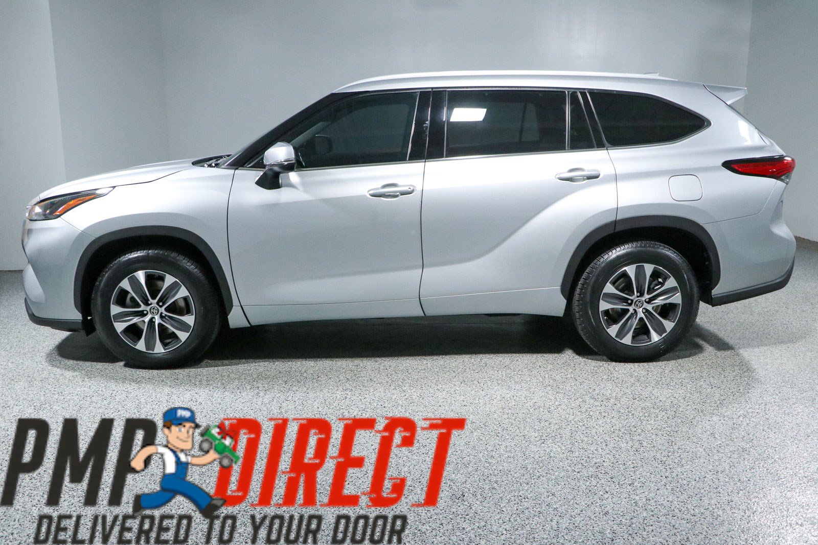 Used 2022 Toyota Highlander XLE FWD image 10