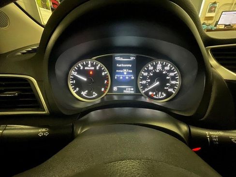 Used 2017 Nissan Sentra SV w/ Protection Package image 6