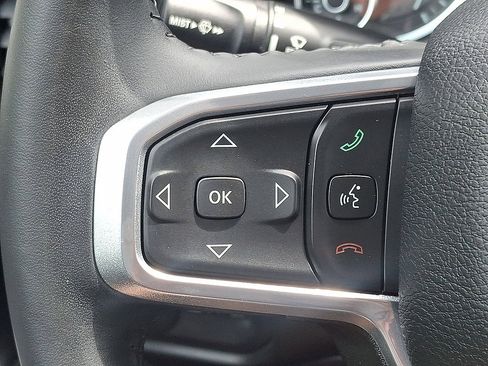Used 2023 RAM 1500 Laramie AWD/4WD image 17
