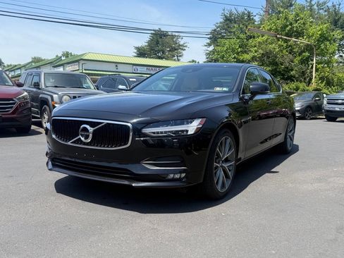 Used 2017 Volvo S90 T6 Momentum w/ Vision Package AWD/4WD image 4