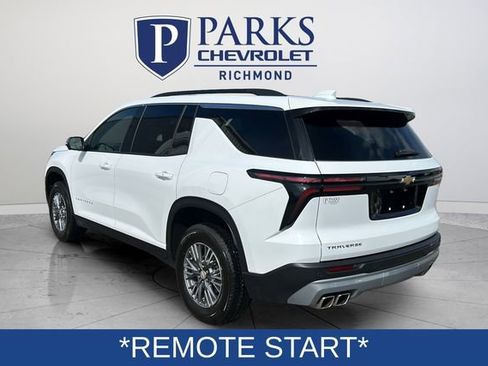 Certified 2025 Chevrolet Traverse LT w/ Driver Confidence Package image 6