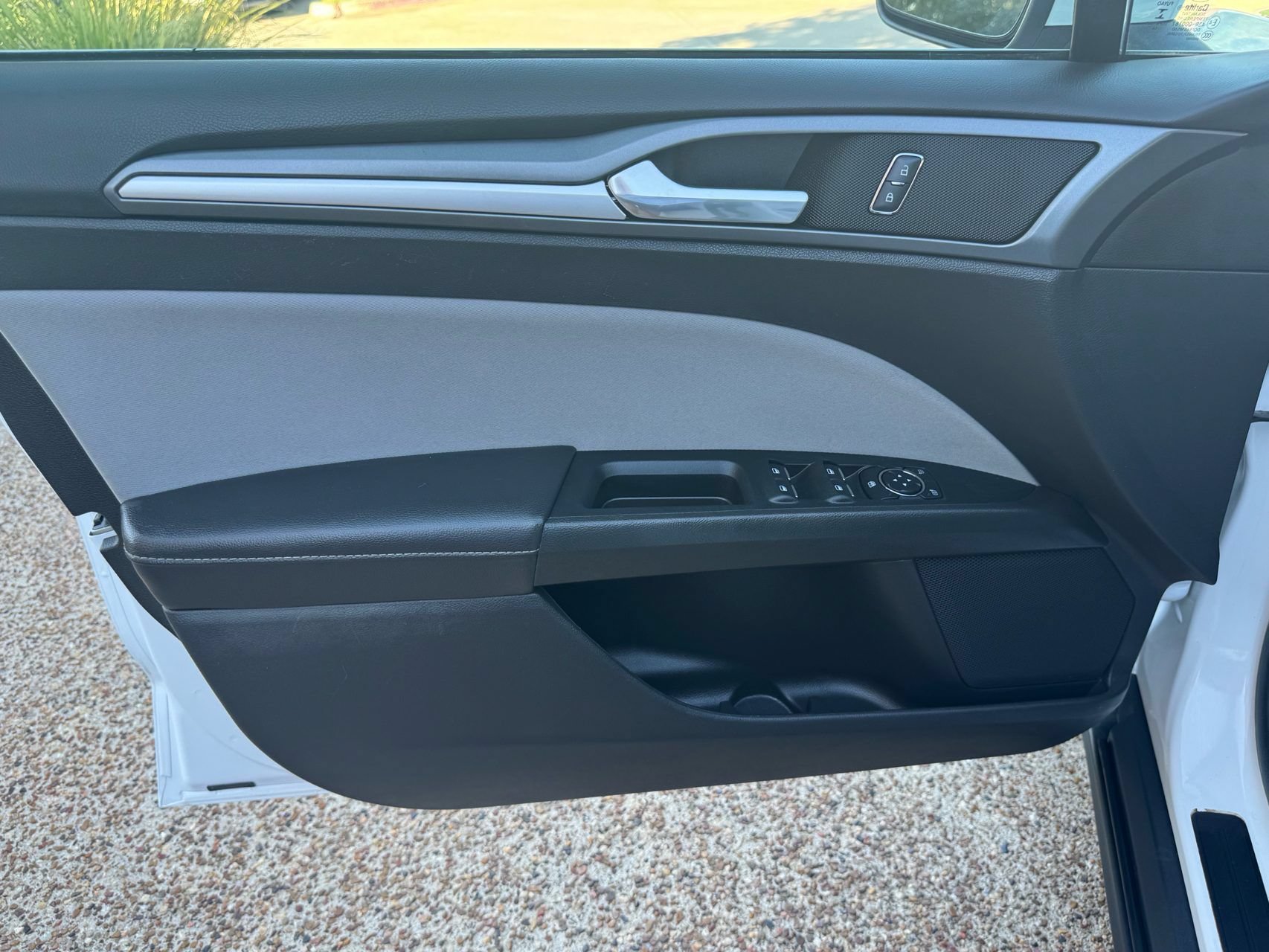 Used 2015 Ford Fusion S FWD image 22