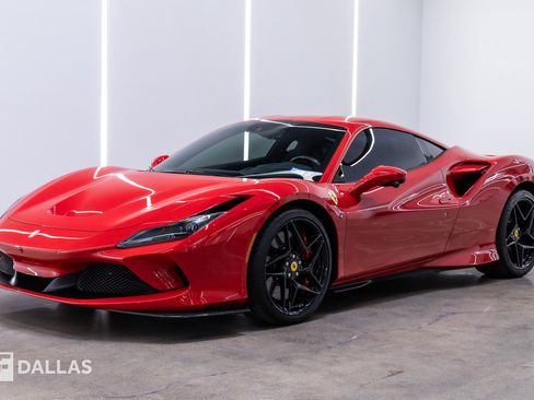 Used 2020 Ferrari F8 Tributo RWD image 2