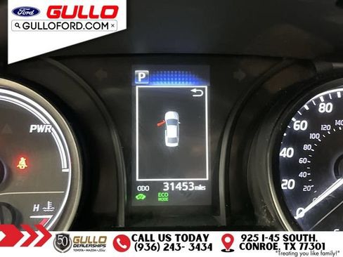 Used 2022 Toyota Camry SE FWD image 23