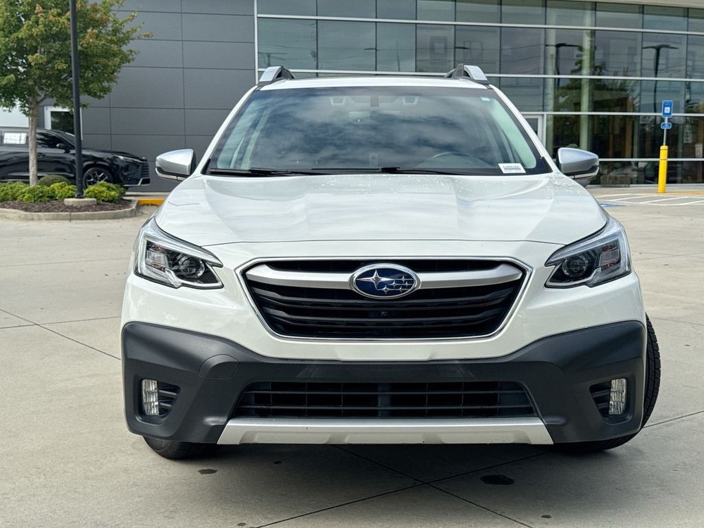 Used 2020 Subaru Outback Touring XT AWD/4WD image 4