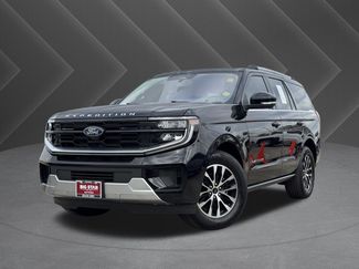 Used 2025 Ford Expedition Platinum video 2