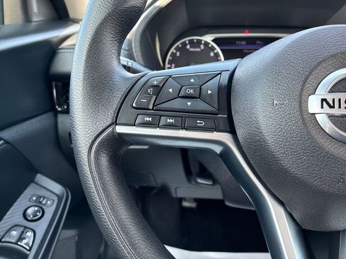Used 2023 Nissan Sentra SV FWD image 22