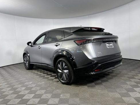 Used 2024 Nissan Ariya AWD image 7
