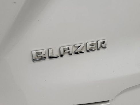 Used 2020 Chevrolet Blazer Premier w/ Driver Confidence II Package FWD image 7