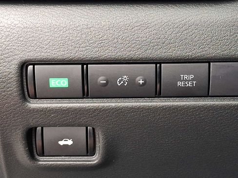 Used 2023 Nissan Sentra SV w/ All-Weather Package FWD image 26