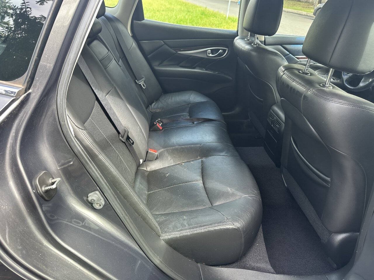 Used 2013 INFINITI M37 w/ Premium Pkg RWD image 11