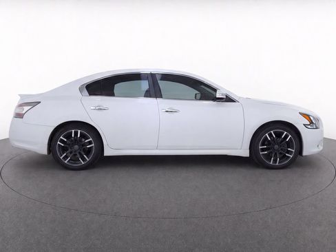 Used 2011 Nissan Maxima 3.5 SV w/ Tech Pkg FWD image 8
