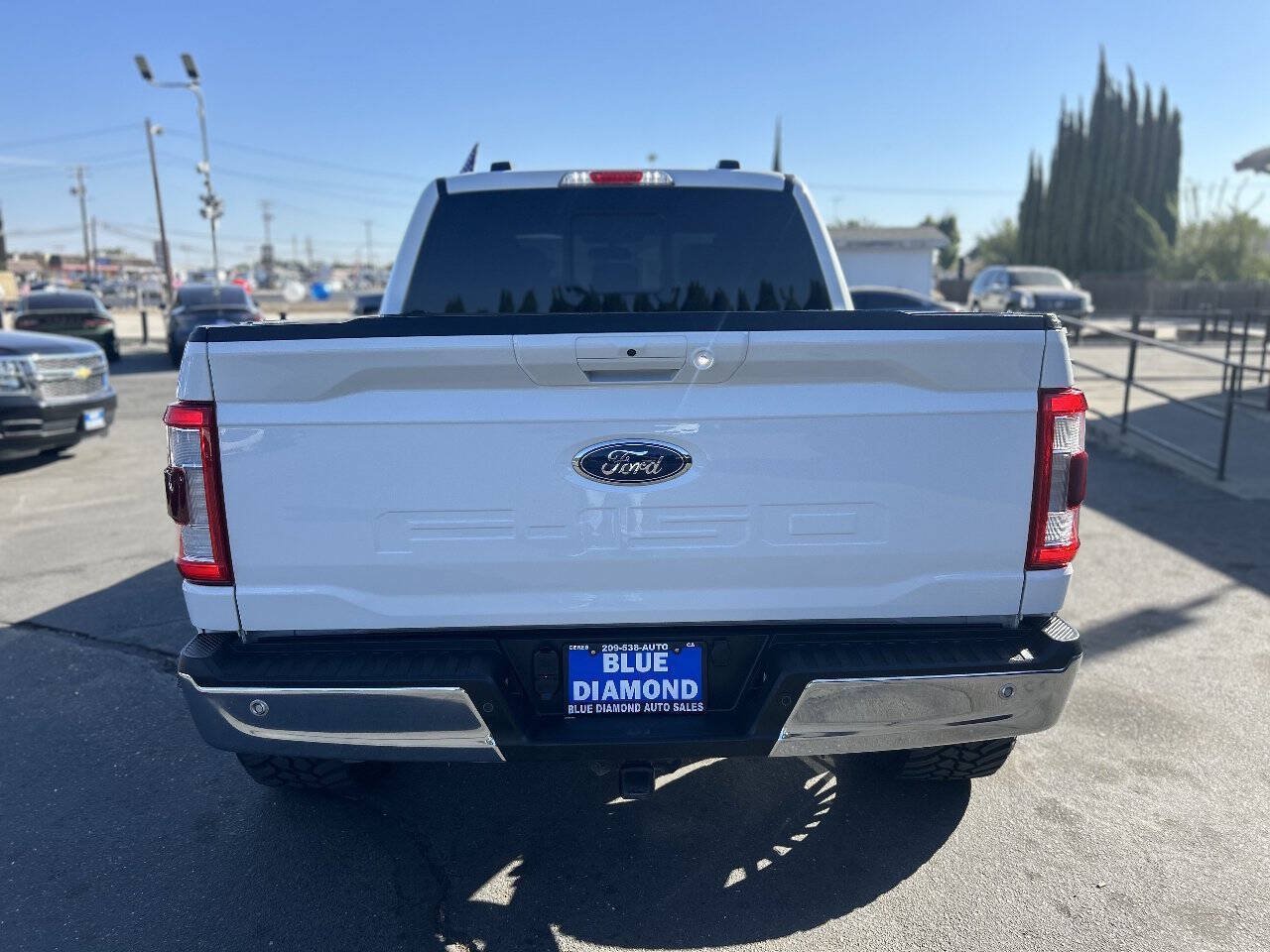 Used 2021 Ford F150 Lariat AWD/4WD image 6