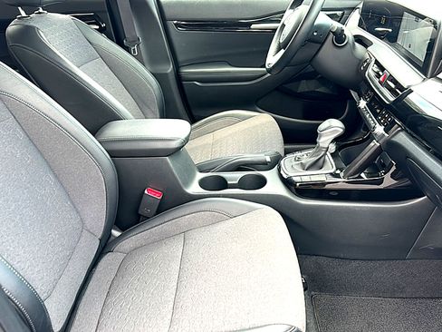 Used 2025 Kia Seltos S FWD image 23