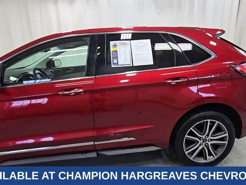 Used 2019 Ford Edge Titanium w/ Equipment Group 301A image 7