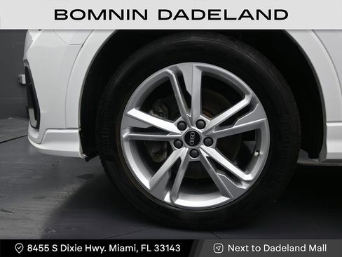 Used 2024 Audi Q3 2.0T Premium image 9