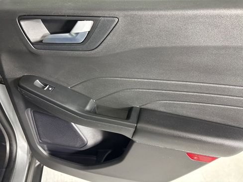 Used 2024 Ford Escape ST-Line image 17