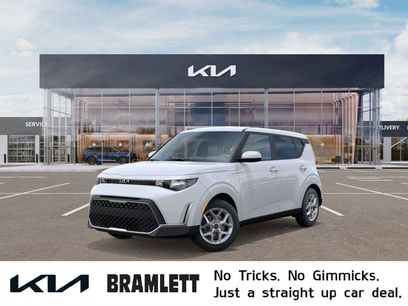 New 2025 Kia Soul LX