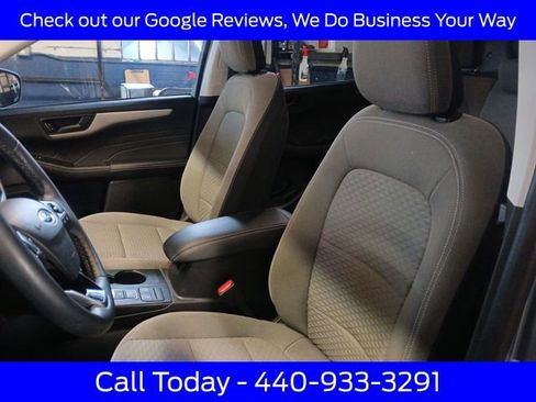 Certified 2022 Ford Escape SE w/ Cold Weather Package image 30