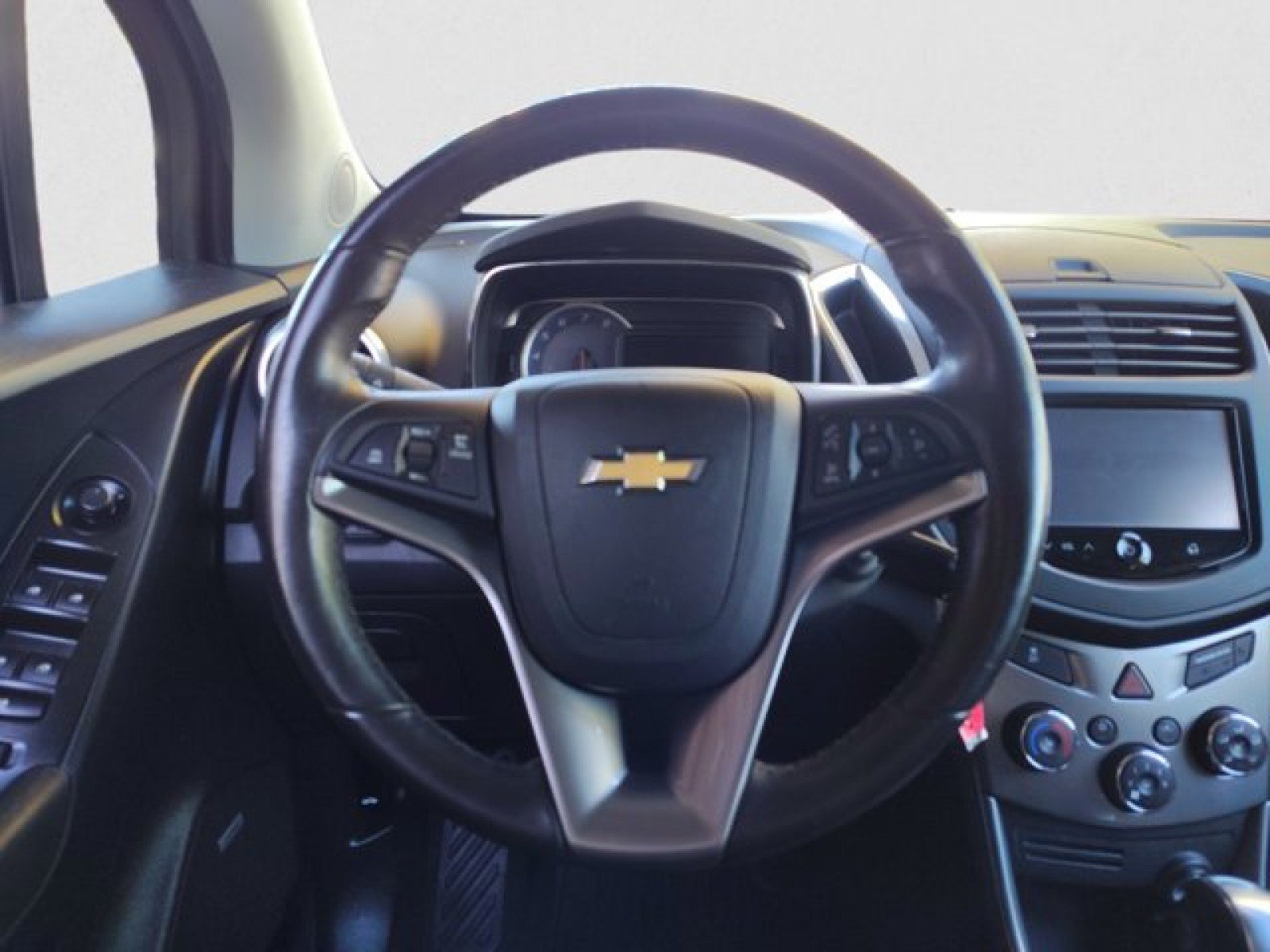 Used 2015 Chevrolet Trax LTZ AWD/4WD image 15