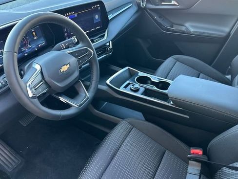 New 2026 Chevrolet Equinox LT image 13