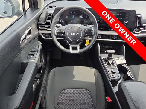 Used 2024 Kia Sportage LX FWD image 11