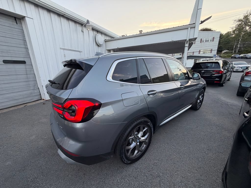 Used 2023 BMW X3 xDrive30i w/ Premium Package w/ZPA AWD/4WD image 6