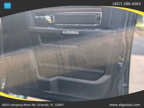 Used 2015 RAM 1500 Laramie RWD image 21