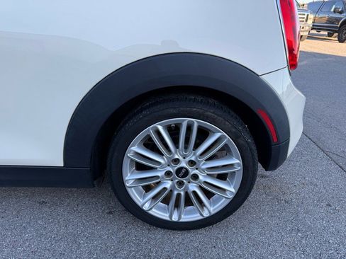 Used 2017 MINI Cooper S image 16