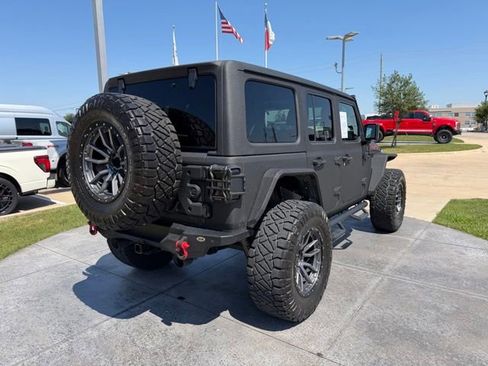 Used 2021 Jeep Wrangler Unlimited Rubicon AWD/4WD image 6