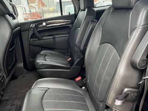 Used 2016 Buick Enclave Leather image 15