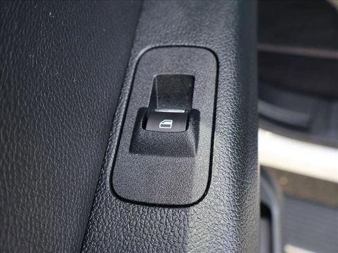 Used 2018 Ford F150 Platinum w/ Technology Package AWD/4WD image 23