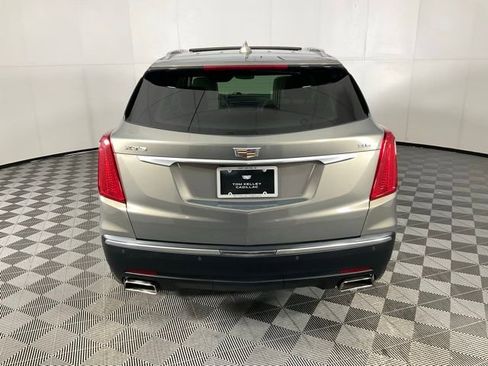 Used 2018 Cadillac XT5 Luxury w/ Driver Awareness Package image 5
