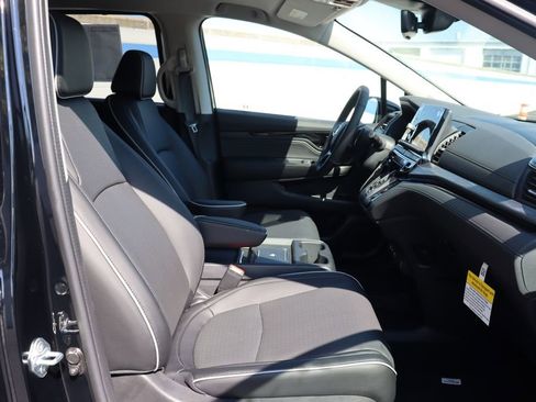Certified 2026 Honda Odyssey Elite image 23