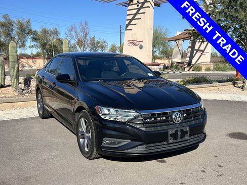 Used 2019 Volkswagen Jetta R-Line image 1