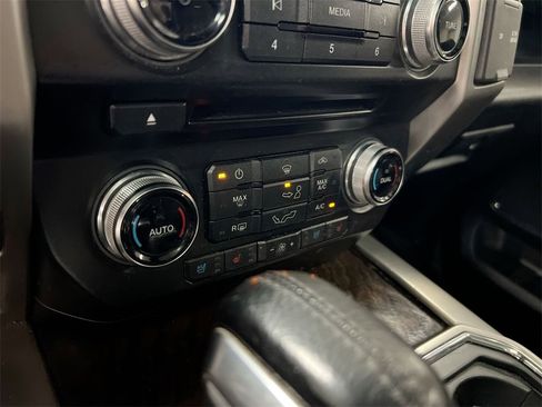 Used 2017 Ford F150 Platinum w/ Technology Package image 15